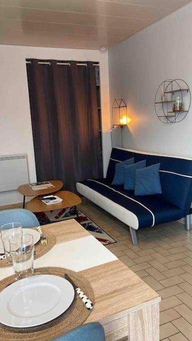 Le Saint-Amour Appartement Classe 2 Etoiles Ngoại thất bức ảnh